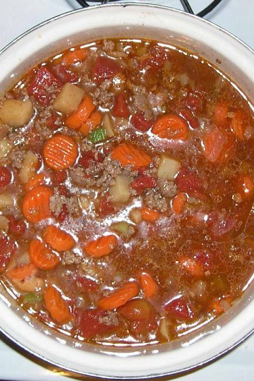Kreatosoupa- Greek beef soup